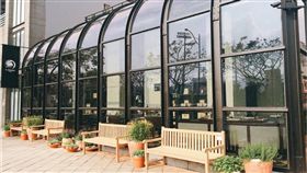 爆料公社,天母,義大利餐廳,紅酒,歧視,台灣人,收費,灌水,灌單,負評　圖／翻攝自臉書