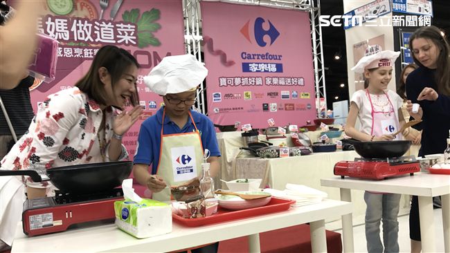 為媽媽做道菜！家樂福祭獨家鍋具