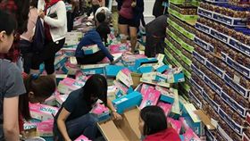 特賣活動湧人潮！好市多搶鞋像難民　網友：台灣最美風景
中央社