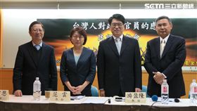 台灣民意基金會公布民調。（記者盧素梅攝）