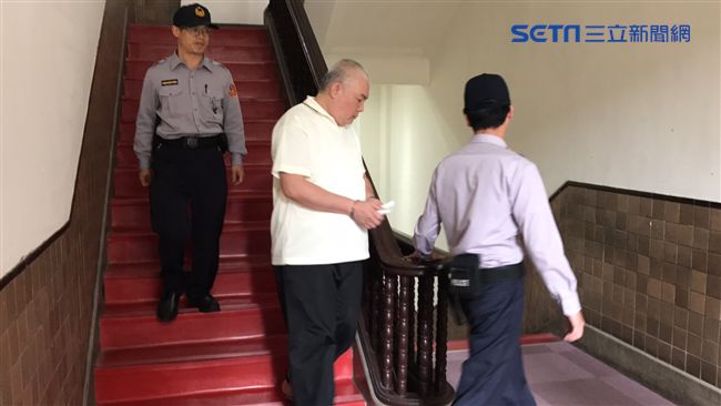 嗆法官不敢判死　狠夫殺妻獲無期定讞