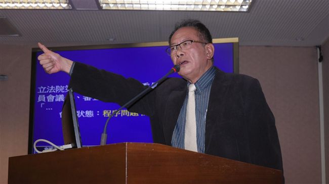 杯葛前瞻計畫　藍委高唱《金包銀》