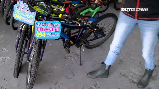 家族遊日月潭　控單車業者擋路奪車
