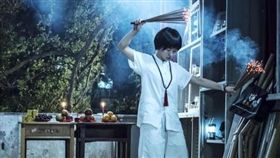 郭書瑤《通靈少女》拍攝鬼屋戲　圖／HBO ASIA提供