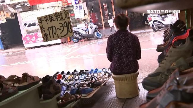 饒河街老鞋店熄燈　老闆娘暖心捐百鞋