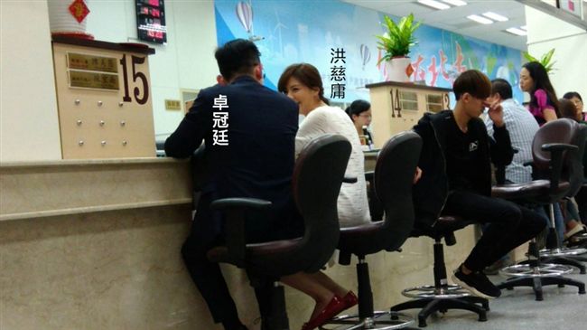 洪慈庸嫁了！　與卓冠廷登記結婚曝光