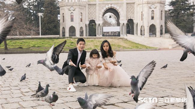 宥勝絕美婚紗照曝光！拐走女兒甜擁吻