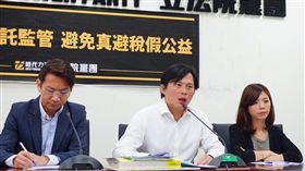 徐永明,黃國昌,洪慈庸 圖／時代力量提供