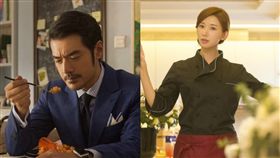 不甩小鮮肉！林志玲較勁周冬雨　搶奪男神金城武。資料來源：電影喜歡你微博