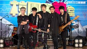 校園會課室,八三夭