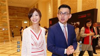 登記時間藏密碼　洪慈庸閃婚有玄機