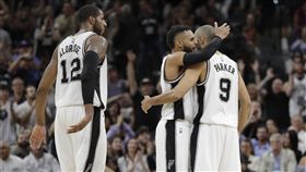 LaMarcus Aldridge,Patty Mills,Tony Parker(ap)