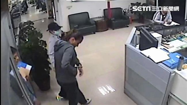 美女警攜槍案不起訴　槍彈被宣告沒收