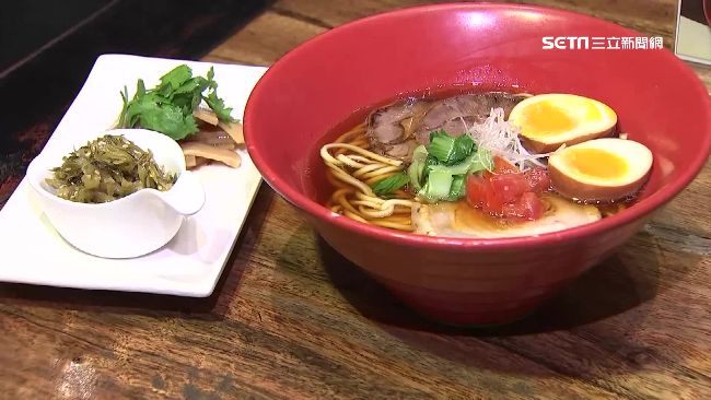 日拉麵店也賣牛肉麵　一碗290元