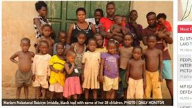 ▲烏干達女子37歲有38個孩子。（圖／翻攝自Nairobinews）
http://nairobinews.nation.co.ke/news/woman-birth-38-children/