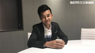 謝承均沒洗澡　趙駿亞揪「男男浴」