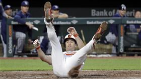 ▲巴爾的摩金鶯打者Seth Smith執行打帶跑戰術讓光芒守備大亂。（圖／美聯社／達志影像）