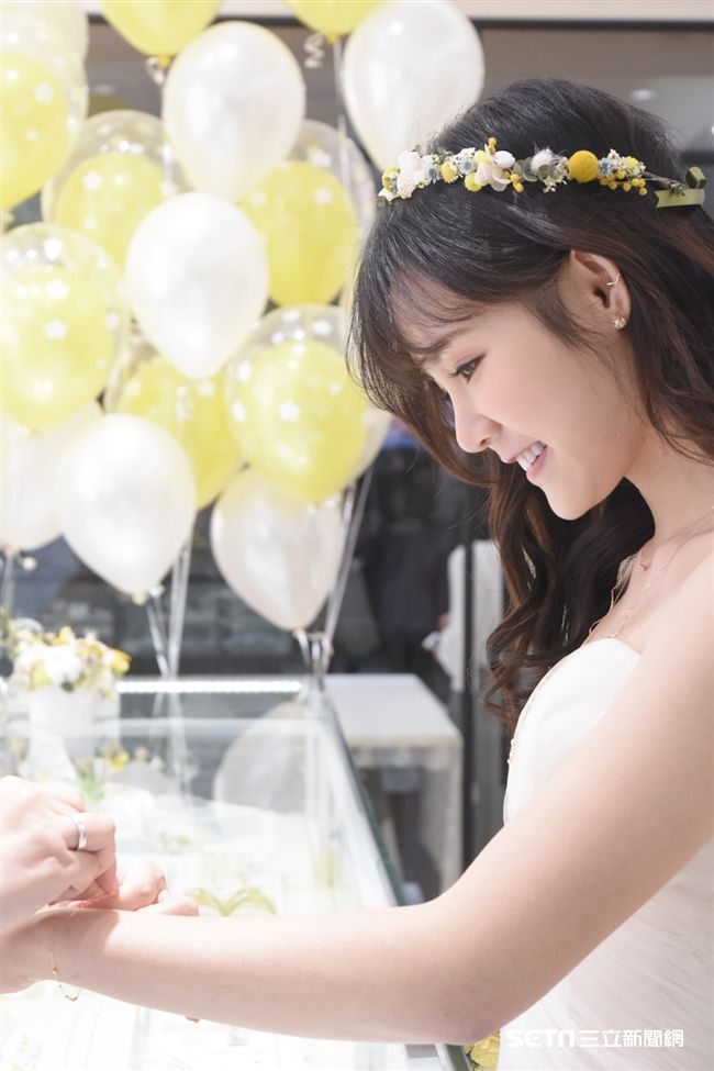 藝人吳心緹出席Vendomeaoyama日系飾品店開幕典禮 （圖／記者林敬旻攝）