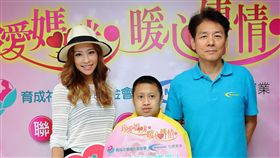 袁詠琳樂獻暖心作公益　送愛心助心智障礙青年不遺餘力　圖／育成基金會提供