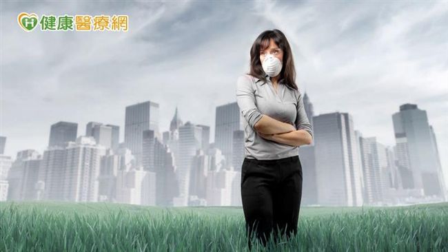 喉嚨老是卡痰？原因與這些器官有關