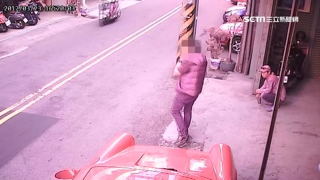 修車留假名片　車廠報案還遭警嗆聲