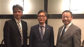 ▲中華職棒秘書長馮勝賢（左起）、韓國職棒祕書長梁海榮與日本職棒秘書長井原敦。（圖／中華職棒提供）