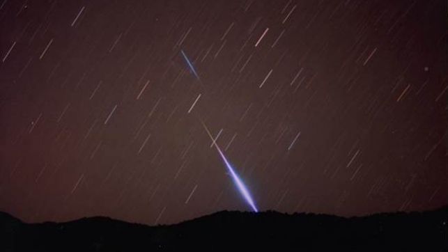 肉眼就可看！春季最大流星雨這天登場