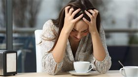 正能量,負能量,微笑,壓力,企業,情緒疲憊,悲觀,生產力,溝通能力　適意圖／shutterstock