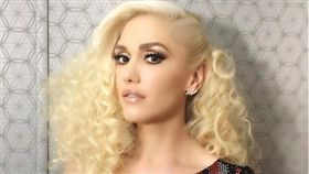 關史蒂芬妮
https://www.instagram.com/p/BTSk-KLFZPy/?taken-by=gwenstefani