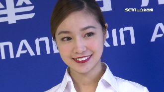 航空招考空服員　小侯佩岑現身超吸睛