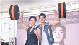 辰亦儒西門町舉辦迷你專輯