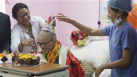 喜馬拉雅山,受困,情侶,梁聖岳,劉宸君,慶生,搜救,醫院,尼泊爾（圖／美聯社／達志影像）