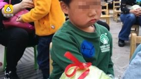 ▲幼稚園運動會優勝獎品是蔬菜。（圖／翻攝自《梨視頻》）
http://www.weibo.com/1653603955/F0Vvlai2W?type=comment