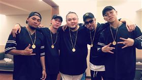 兄弟本色
熱狗 MC HotDog臉書