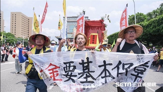 勞團凱道萬人大遊行　總統府回應了