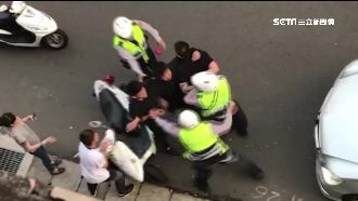 你就是小警察！黑衣男超扯嗆警全都錄