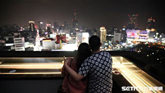 媲美曼谷高空酒吧　高雄最潮約會聖地