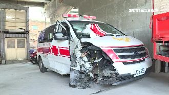 再睡一下…駕駛度咕迎面撞上救護車