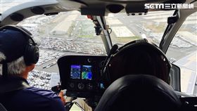 詹姆士直昇機遊夏威夷