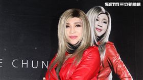 馬來西亞珍女人鍾潔希2017原創英文最新專輯「BE STRONG堅強」，美麗蛻變，紅色炫風、紅衣搖滾女郎驚喜來台。（記者邱榮吉/攝影）