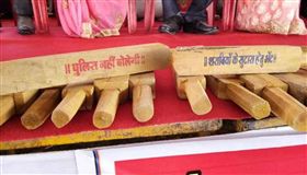 家暴,酗酒,打夫棒,教訓,新娘,老公,Gopal Bhargava,印度 圖／翻攝自Gopal Bhargava臉書　https://goo.gl/1K04ZH