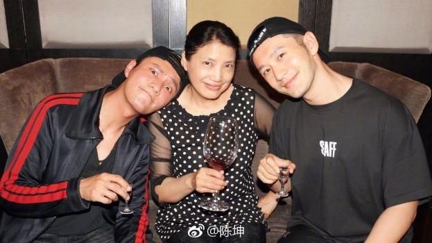 20年老友聚首破冰　陳坤同框黃曉明