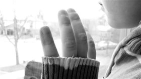 男孩、男童／flickr－Hannah Yoon
（https://flic.kr/p/bDMa3d）