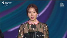 金姈愛驟逝　朴信惠淚喊「我的奶奶」
圖/翻攝自KPOP臉書