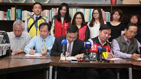 國教署長邱乾國　國中會考　反年改團體　教育部提供