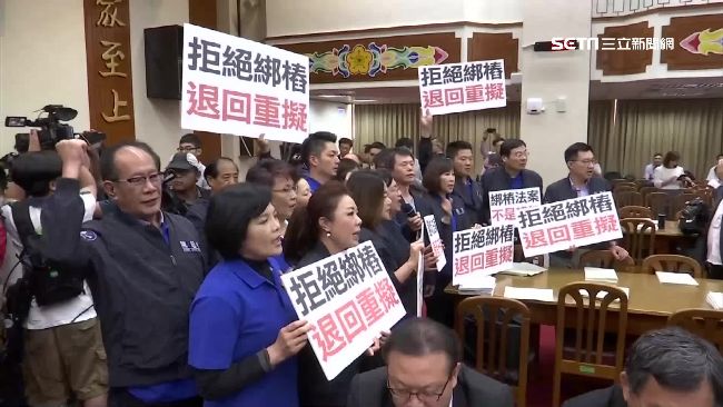 影／立院變廟會　藍委焦土戰奏效
