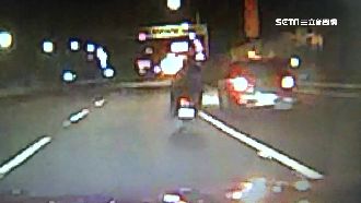 3機車無照闖國五　進雪隧自摔送醫