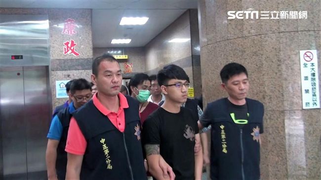 有線業者搭上黑幫　劉邦誠率眾砸公司