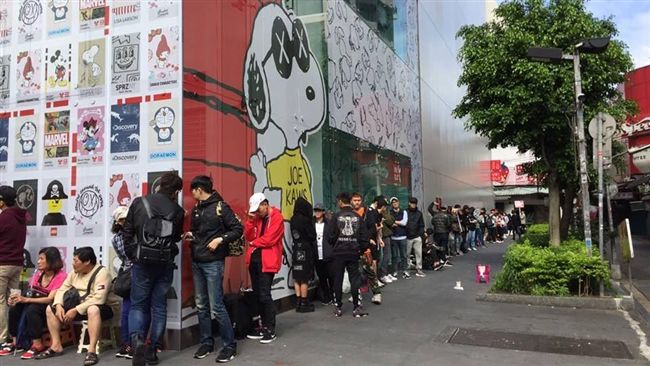 史努比玩偶　UNIQLO開放預訂