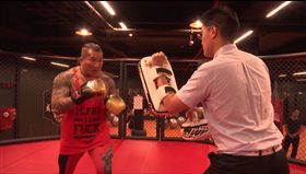 0504陳之漢館長飆捍 KO記者

今日海峽臉書